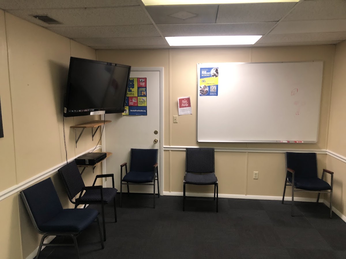 Recovery Place - Photo 3